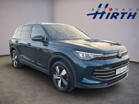 Gebraucht VW Tiguan Elegance 150 PS (110 kW) 2025 Blau metallic SUV