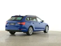 Gebraucht Skoda Superb Ambition 150 PS (110 kW) 2022 Energyblau Kombi