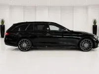 Gebraucht Mercedes E400 AMG line 330 PS (242 kW) 2022 Schwarz Kombi