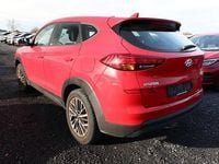 Gebraucht Hyundai Tucson Advantage 132 PS (97 kW) 2020 Engine red engine red SUV