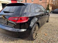Gebraucht Audi A3 Attraction 122 PS (89 kW) 2013 Schwarz Kombi