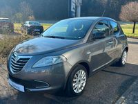 Gebraucht Lancia Ypsilon Gold 86 PS (63 kW) 2012 Grau Kleinwagen