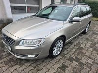Gebraucht Volvo V70 181 PS (133 kW) 2015 Beige Kombi
