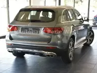 Gebraucht Mercedes GLC220 Exclusive 194 PS (142 kW) 2020 Grau SUV