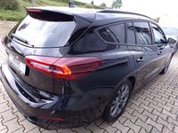Gebraucht Ford Focus ST-Line 125 PS (91 kW) 2024 Schwarz Limousine