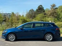 Używany Renault Mégane Intens 101 KM (74 kW) 2017 Niebieski Sedan/Limuzyna