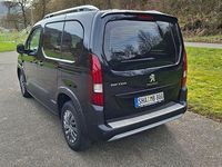 Gebraucht Peugeot Rifter Active 131 PS (96 kW) 2022 Schwarz Van / Kleinbus