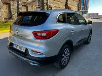 Gebraucht Renault Kadjar Equilibre 140 PS (102 kW) 2021 Silber SUV