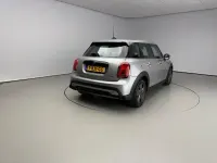 Używany Mini Cooper 136 KM (100 kW) 2023 Szary Hatchback