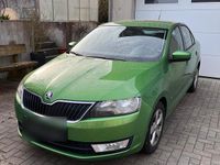 Gebraucht Skoda Rapid Ambition 105 PS (77 kW) 2013 Grün Kleinwagen