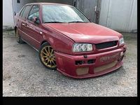 Gebraucht VW Vento 174 PS (127 kW) 1997 Rot Limousine