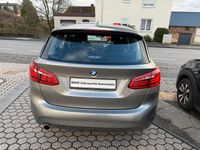 Gebraucht BMW 216 Advantage 116 PS (85 kW) 2017 Silber Kombi