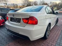 Gebraucht BMW 320 M Sport 77 PS (56 kW) 2010 Andere Limousine
