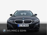 Gebraucht BMW 330e Shadowline 292 PS (214 kW) 2025 Schwarz (saphirschwarz metallic) Kombi