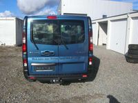 Gebraucht Renault Trafic Expression 121 PS (88 kW) 2019 Panoramablau Van / Kleinbus