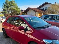 Gebraucht Toyota Auris 126 PS (92 kW) 2010 Rot Kleinwagen