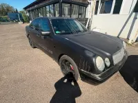 Gebraucht Mercedes E430 279 PS (205 kW) 1999 Schwarz Limousine