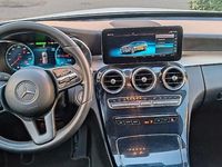 Gebraucht Mercedes C300e 306 PS (225 kW) 2019 Weiß Kombi