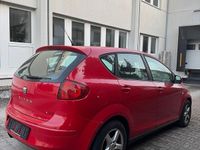 Gebraucht Seat Altea 125 PS (91 kW) 2011 Rot Limousine