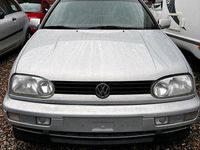 Gebraucht VW Golf III 90 PS (66 kW) 1995 Silber Kleinwagen