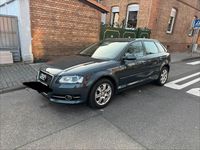 Gebraucht Audi A3 140 PS (102 kW) 2011 Grau Kleinwagen
