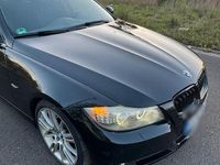 Usata BMW 325 204 CV (150 kW) 2010 Nero Station wagon