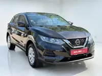 Gebraucht Nissan Qashqai 116 PS (85 kW) 2019 Schwarz SUV