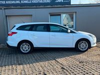 Gebraucht Ford Focus Titanium 95 PS (69 kW) 2012 Weiß Kombi