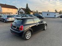 Gebraucht Mini Cooper Coupé 120 PS (88 kW) 2017 Schwarz Coupé
