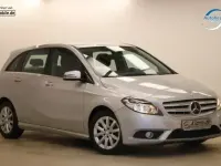 Gebraucht Mercedes B180 122 PS (89 kW) 2012 Silber Kleinwagen
