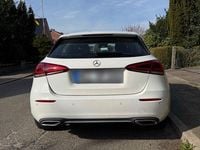 Gebraucht Mercedes A200 163 PS (119 kW) 2019 Weiß Limousine