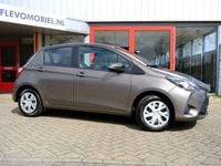Gebraucht Toyota Yaris 111 PS (81 kW) 2017 Grau Limousine