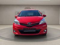 Gebraucht Toyota Yaris Cool 99 PS (72 kW) 2013 Super red 5 Limousine