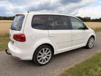 Gebraucht VW Touran Highline 170 PS (125 kW) 2012 Weiß Van / Kleinbus