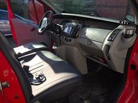 Gebraucht Opel Vivaro 90 PS (66 kW) 2010 Rot Van / Kleinbus