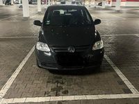 Gebraucht VW Fox 54 PS (39 kW) 2009 Grau Kleinwagen