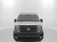 Neu Nissan Interstar Tekna 150 PS (110 kW) 2025 Gris etoile Van
