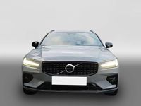 Gebraucht Volvo V60 Plus 197 PS (144 kW) 2025 Grau Kombi