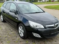 Gebraucht Opel Astra Design Edition 110 PS (80 kW) 2011 Schwarz Kombi