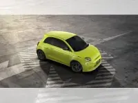 Neu Abarth 500e 114 kW (155 PS) 2026 Grün (acid green) Kleinwagen