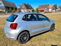 Gebraucht VW Polo 60 PS (44 kW) 2014 Silber Limousine