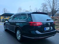 Gebraucht VW Passat 150 PS (110 kW) 2019 Schwarz Kombi