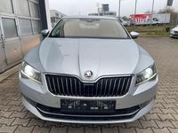 Gebraucht Skoda Superb Style 190 PS (139 kW) 2017 Silber Limousine