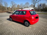Gebraucht Skoda Fabia 60 PS (44 kW) 2010 Rot Kleinwagen