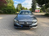 Gebraucht Mercedes E220 Avantgarde 194 PS (142 kW) 2017 Grau Limousine