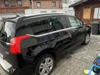 Gebraucht Peugeot 5008 Allure 163 PS (119 kW) 2015 Schwarz Van / Kleinbus
