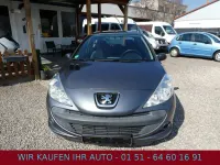 Gebraucht Peugeot 206+ Basis 60 PS (44 kW) 2010 Grau Kleinwagen