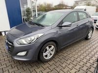 Gebraucht Hyundai i30 101 PS (74 kW) 2016 Grau Limousine