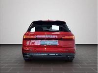 Gebraucht Audi Q7 Ambiente 286 PS (210 kW) 2025 Rot (chilirot metallic) SUV
