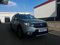 Gebraucht Dacia Logan Stepway 90 PS (66 kW) 2020 Grau Kombi